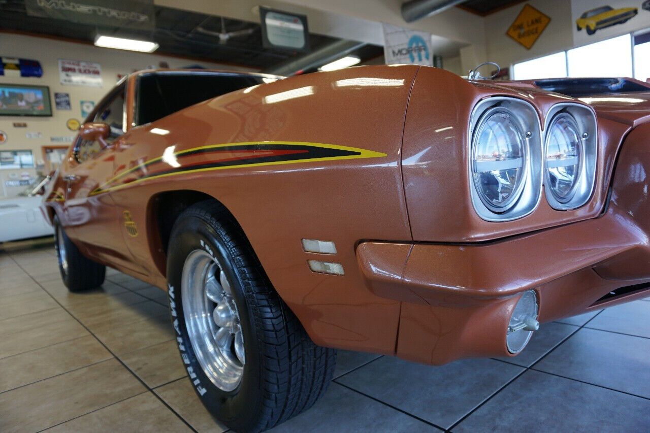 Pontiac-GTO-1972-Classic-Car-14