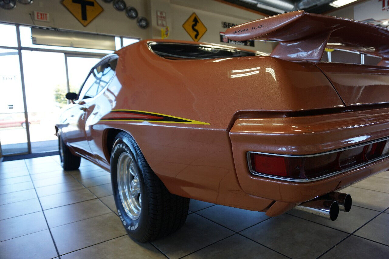 Pontiac-GTO-1972-Classic-Car-16