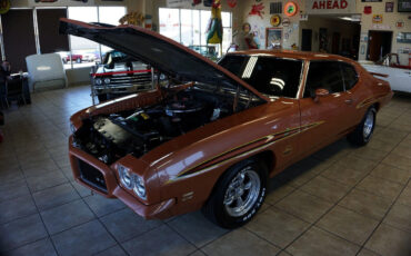 Pontiac-GTO-1972-Classic-Car-29
