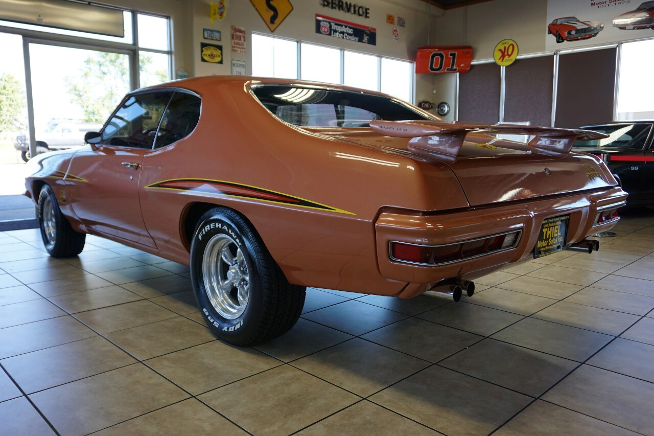 Pontiac-GTO-1972-Classic-Car-3