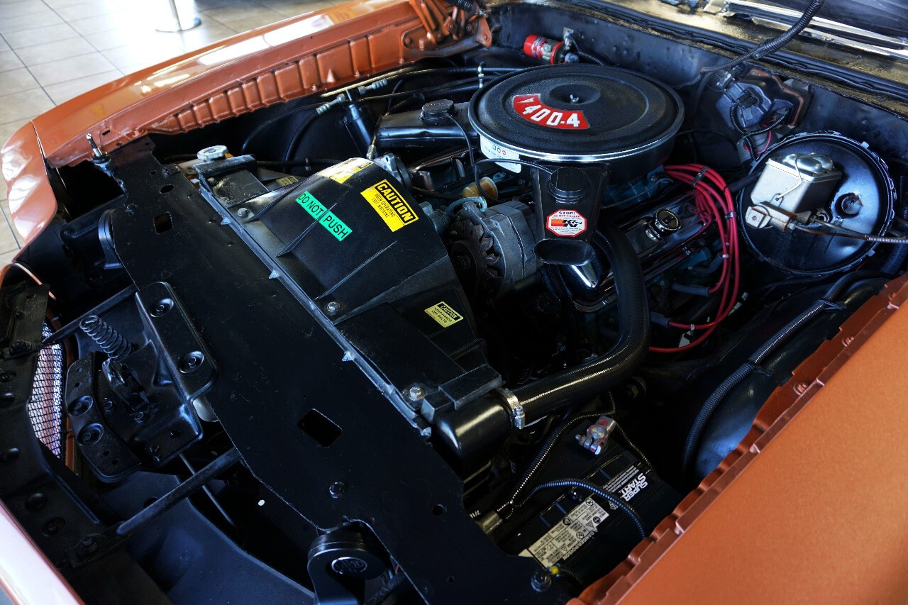 Pontiac-GTO-1972-Classic-Car-30