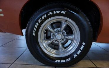 Pontiac-GTO-1972-Classic-Car-32