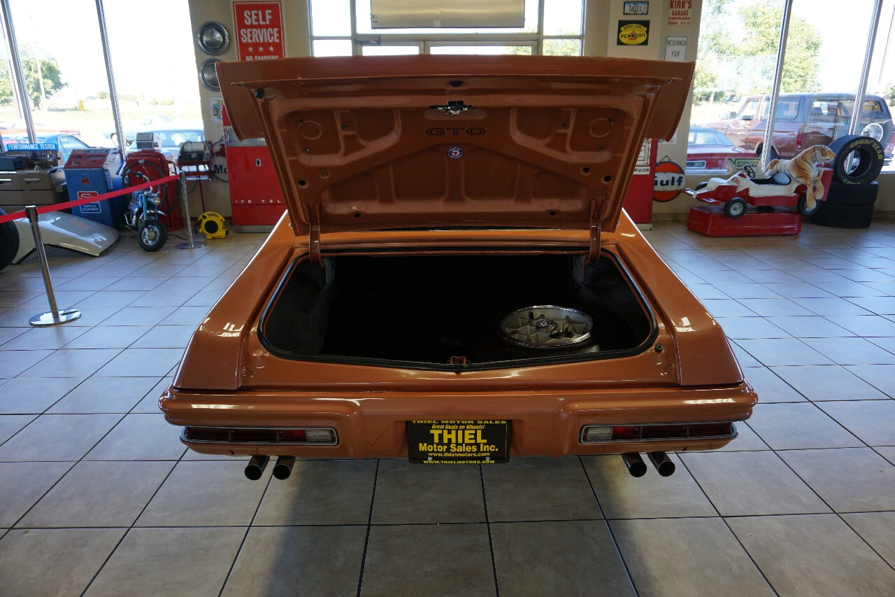 Pontiac-GTO-1972-Classic-Car-34