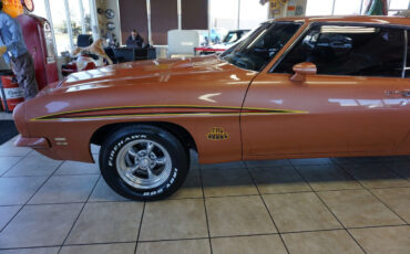 Pontiac-GTO-1972-Classic-Car-37
