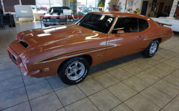 Pontiac-GTO-1972-Classic-Car-39