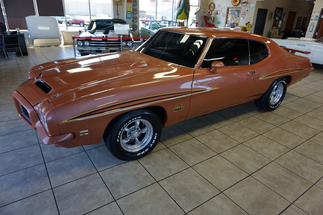 Pontiac-GTO-1972-Classic-Car-39