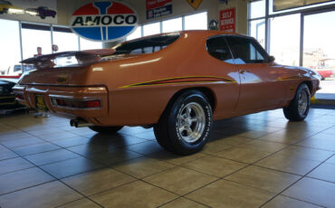 Pontiac-GTO-1972-Classic-Car-6