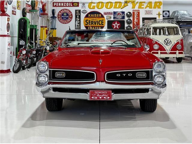 Pontiac-GTO-Convertible-1966-1