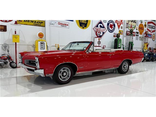 Pontiac-GTO-Convertible-1966-3