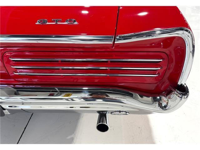 Pontiac-GTO-Convertible-1966-35