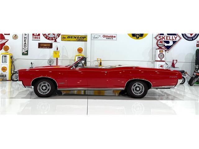 Pontiac-GTO-Convertible-1966-4