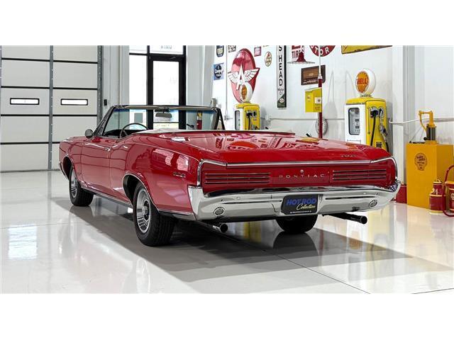 Pontiac-GTO-Convertible-1966-6