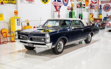 Pontiac-GTO-Convertible-1967-1
