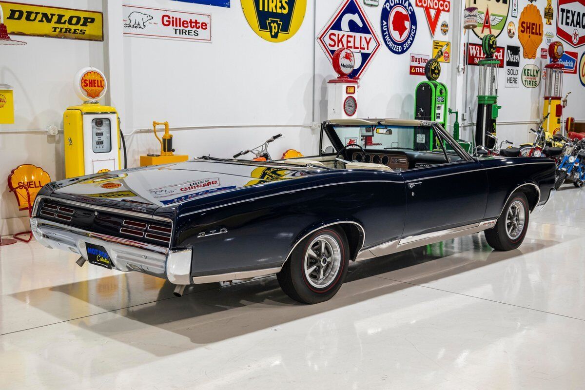 Pontiac-GTO-Convertible-1967-10