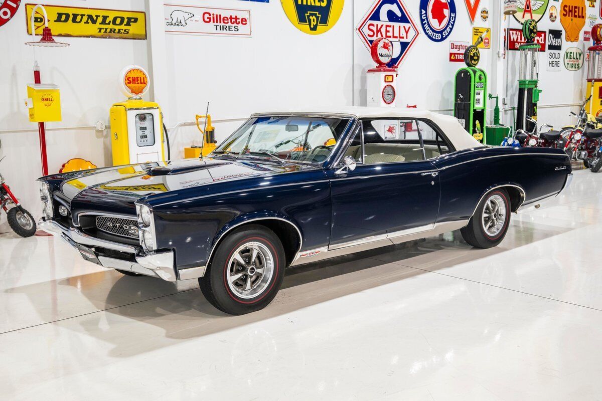 Pontiac-GTO-Convertible-1967-3