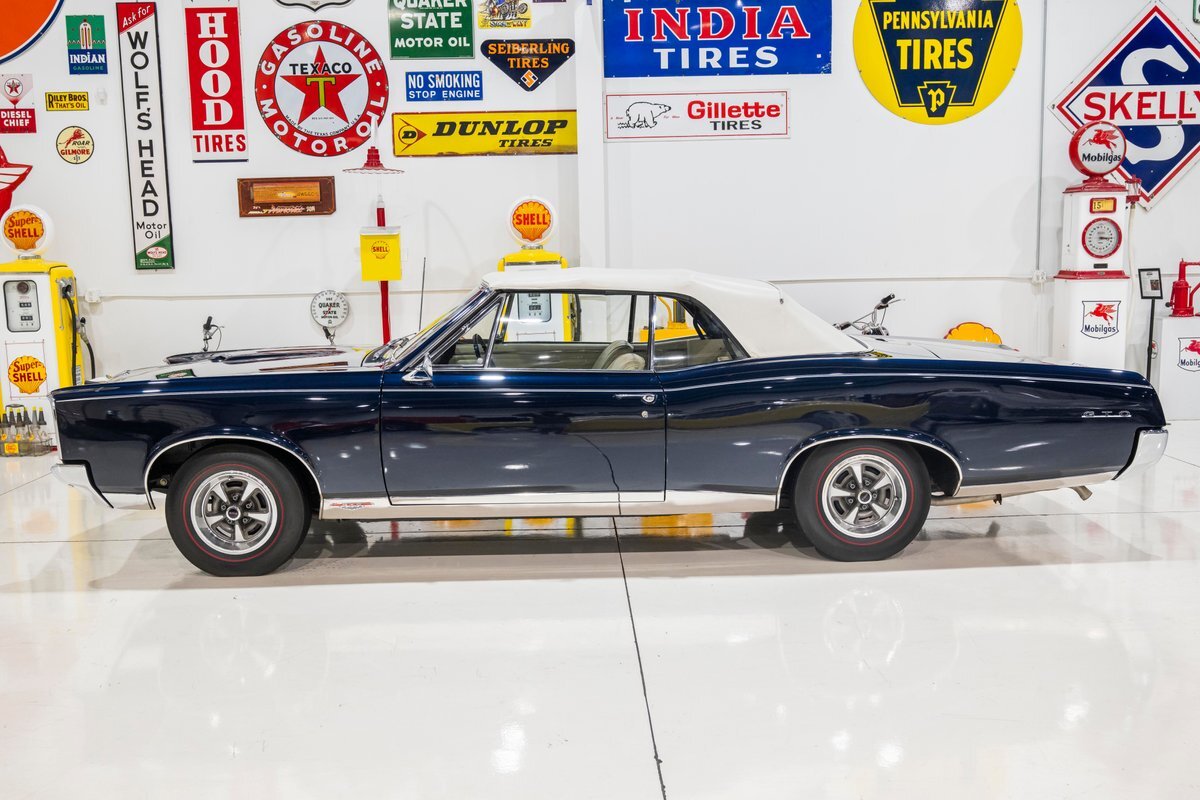 Pontiac-GTO-Convertible-1967-4