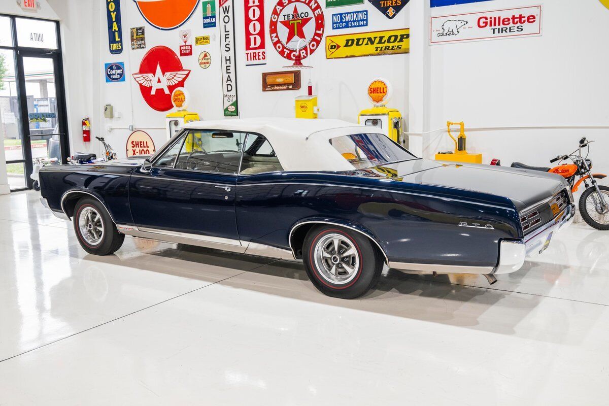 Pontiac-GTO-Convertible-1967-5