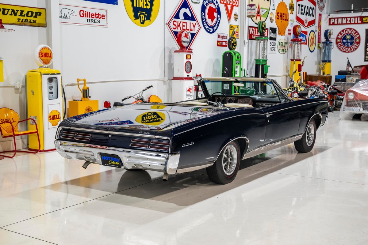 Pontiac-GTO-Convertible-1967-9
