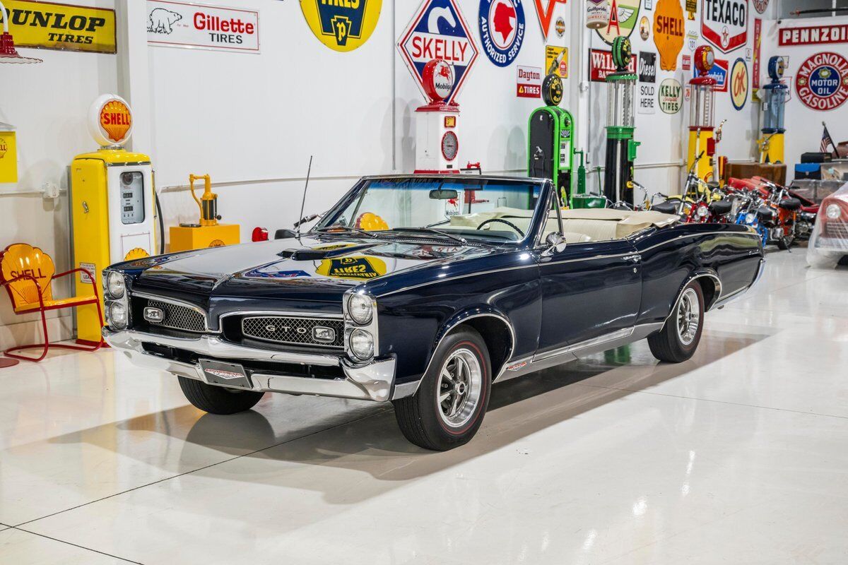 Pontiac GTO Convertible 1967 --