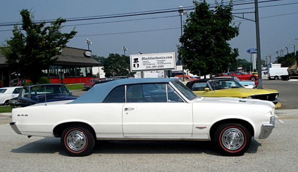 Pontiac-GTO-Documented-1964-Convertible-2