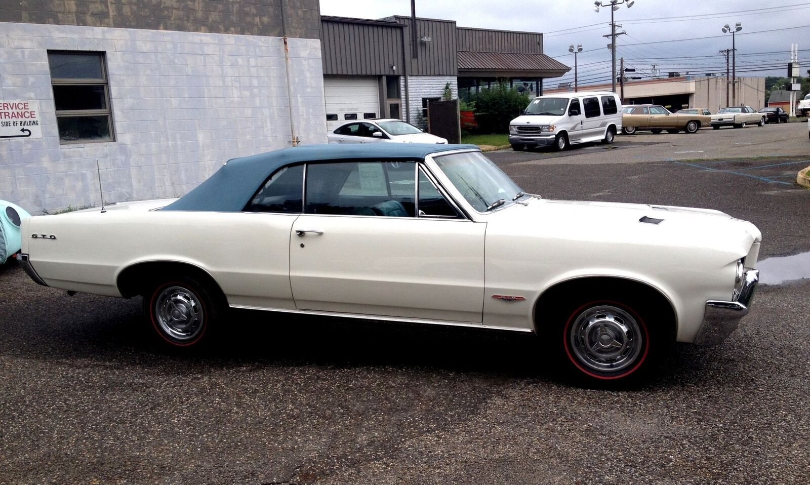 Pontiac-GTO-Documented-1964-Convertible-34