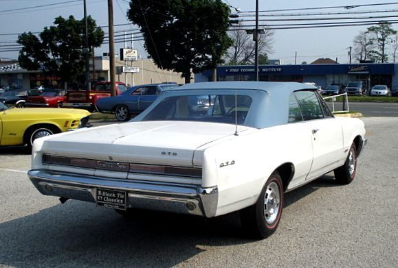 Pontiac-GTO-Documented-1964-Convertible-8
