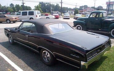 Pontiac-GTO-Royal-Bobcat-1967-Convertible-Hurst-Edition-9