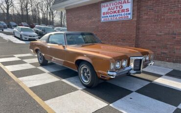 Pontiac-Grand-Prix-1969-Coupe-1