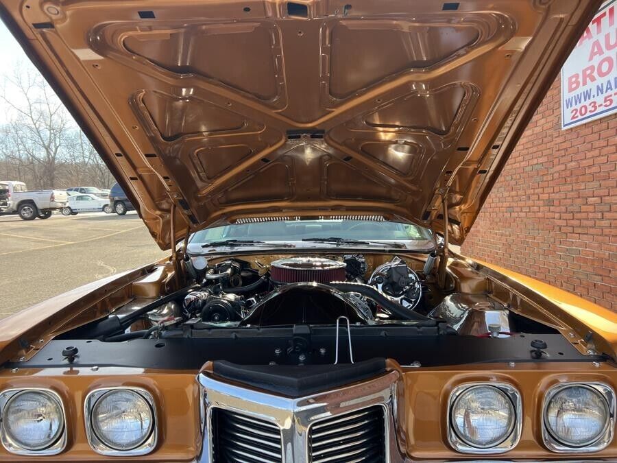 Pontiac-Grand-Prix-1969-Coupe-23