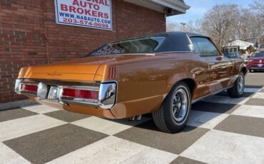 Pontiac-Grand-Prix-1969-Coupe-3