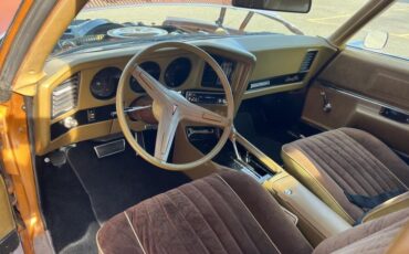 Pontiac-Grand-Prix-1969-Coupe-30