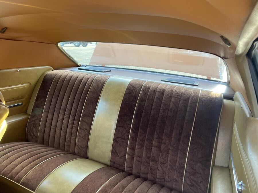 Pontiac-Grand-Prix-1969-Coupe-34