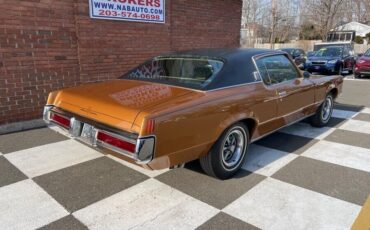 Pontiac-Grand-Prix-1969-Coupe-4