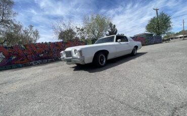 Pontiac-Grand-Prix-1972-Coupe-10