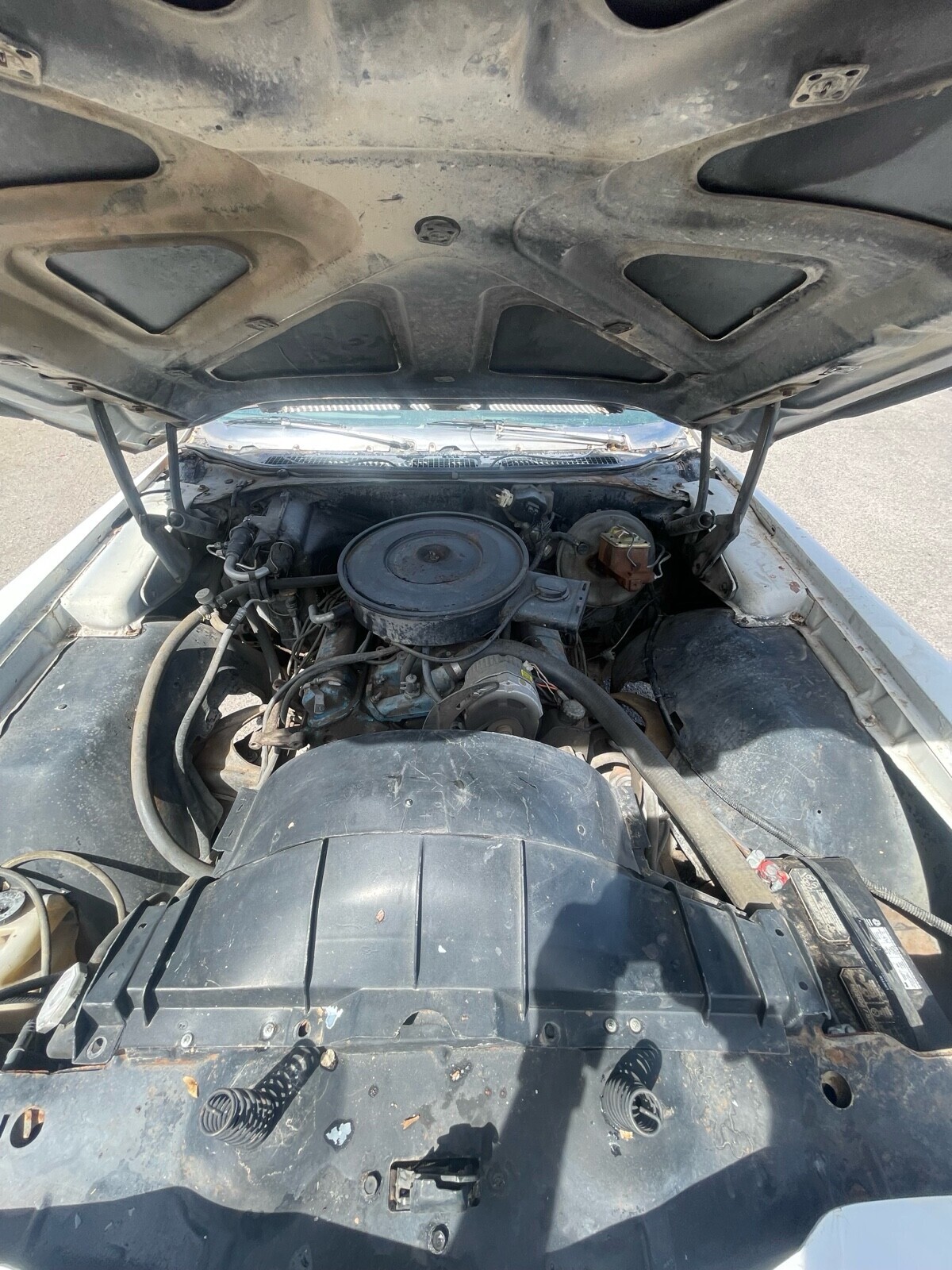 Pontiac-Grand-Prix-1972-Coupe-28