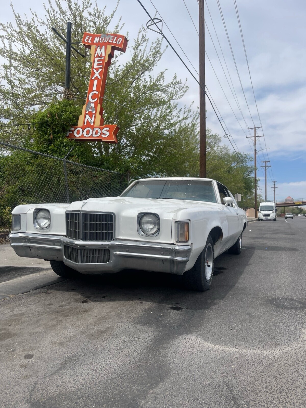 Pontiac-Grand-Prix-1972-Coupe-3