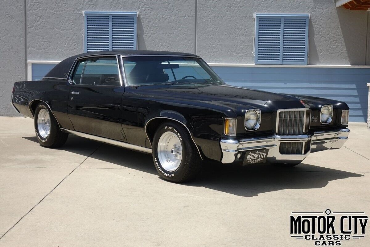 Pontiac Grand Prix 1972 --
