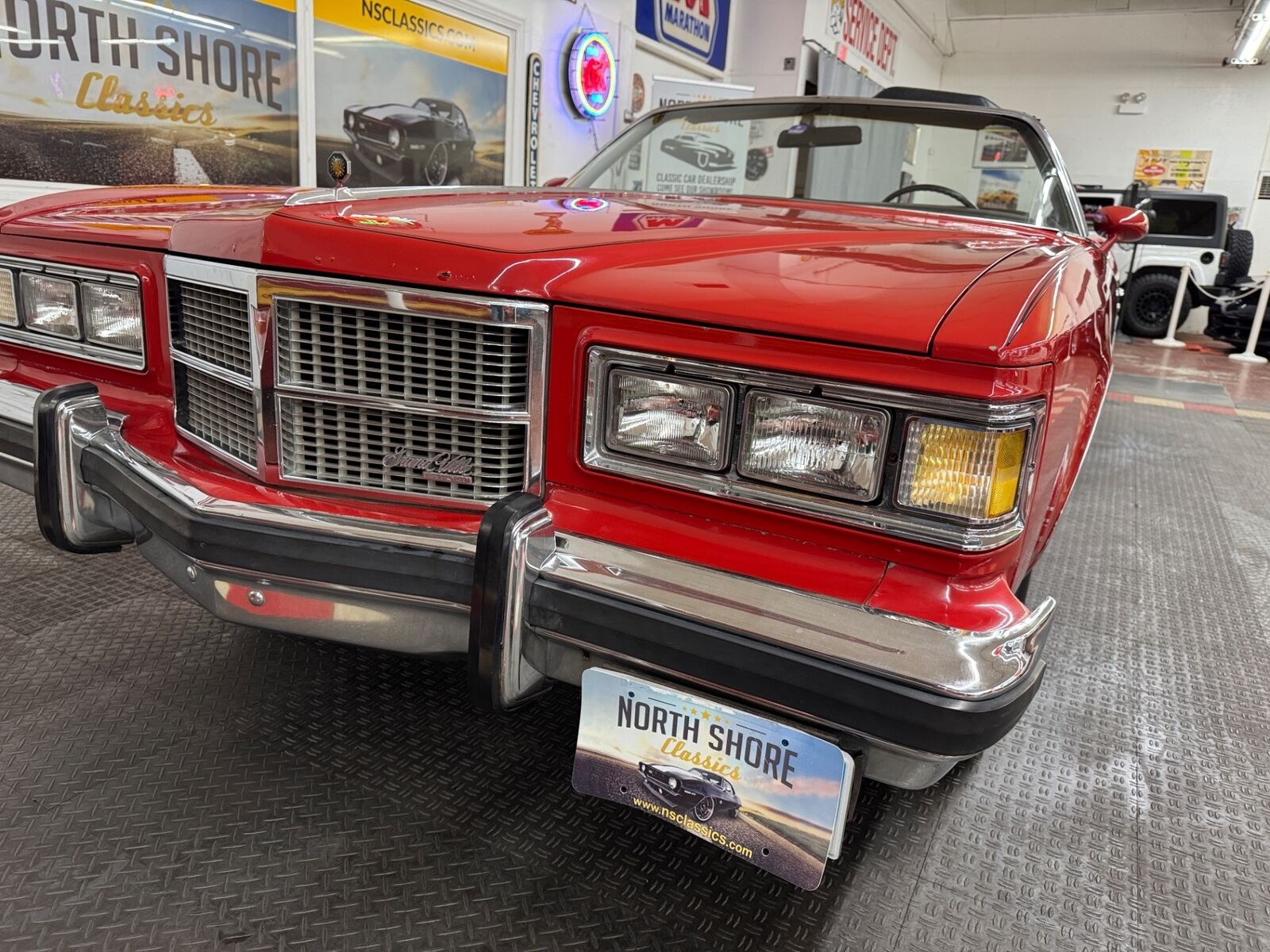 Pontiac-Grand-Ville-1975-Convertible-12