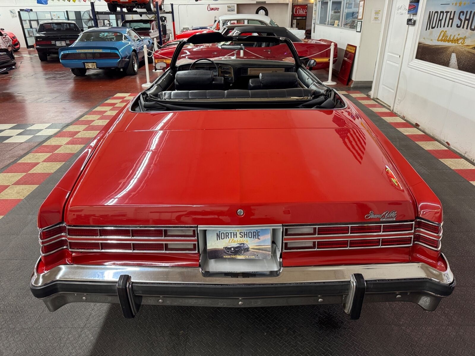 Pontiac-Grand-Ville-1975-Convertible-16