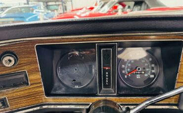 Pontiac-Grand-Ville-1975-Convertible-37