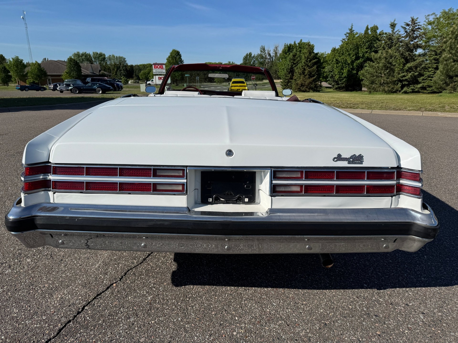 Pontiac-Grand-Ville-Convertible-1975-Convertible-4