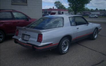 Pontiac-Grand-prix-aero-coupe-1986-5