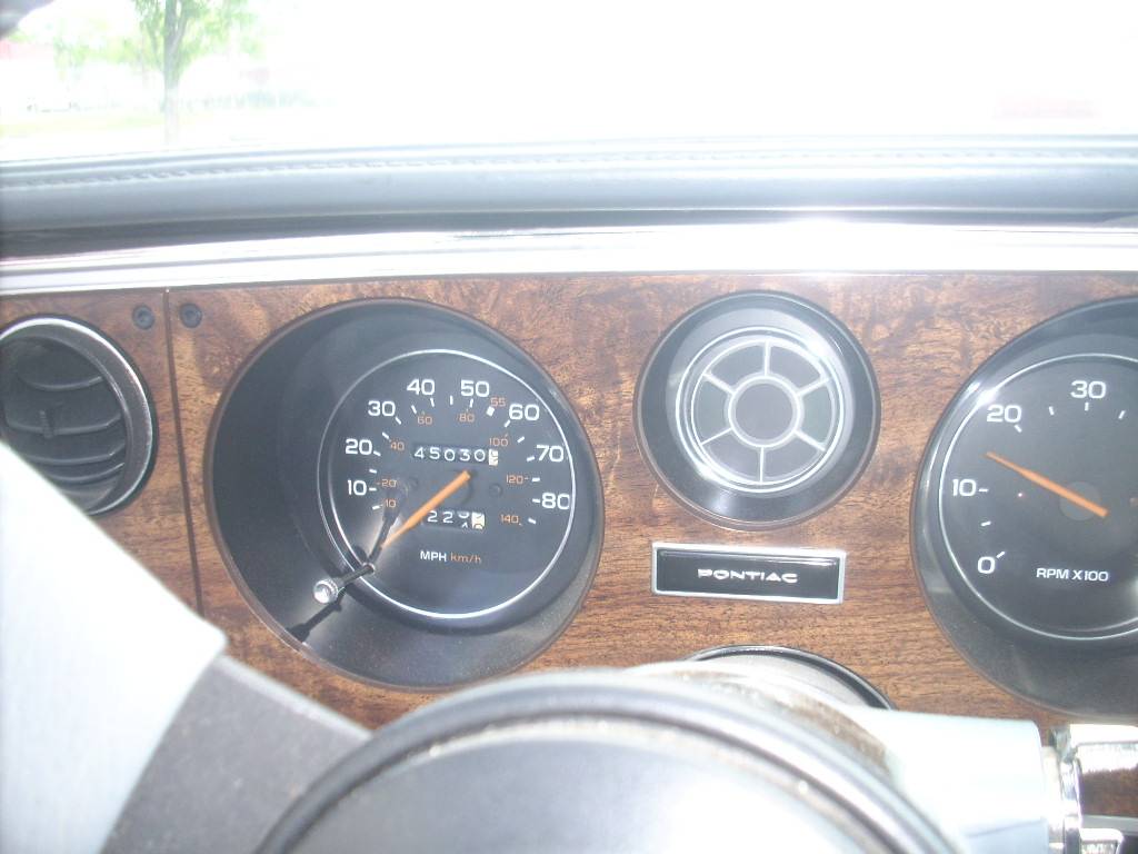Pontiac-Grand-prix-aero-coupe-1986-8