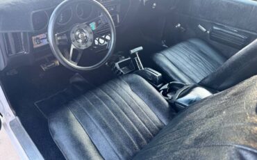 Pontiac-Gto-1970-white-10