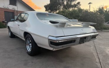 Pontiac-Gto-1970-white-2