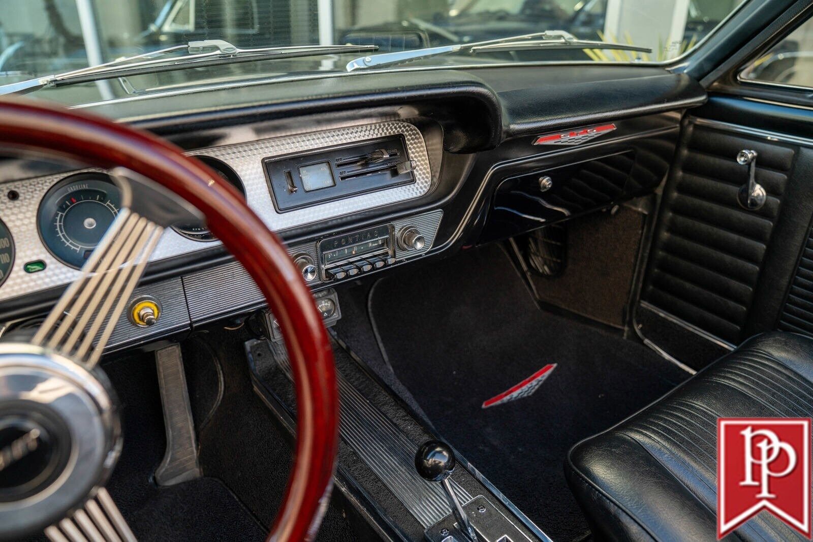 Pontiac-Le-Mans-1964-Convertible-25