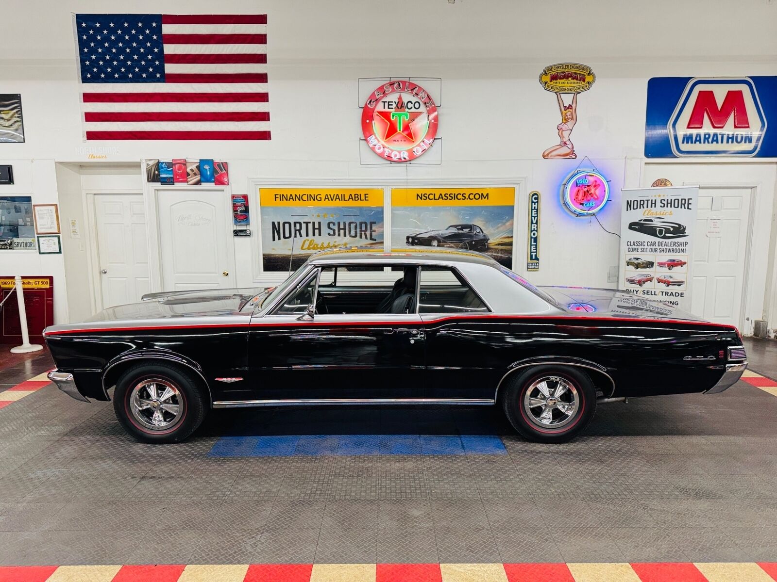 Pontiac-Le-Mans-1965-2-Door-3
