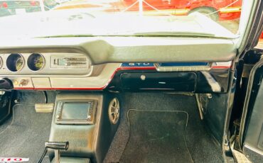 Pontiac-Le-Mans-1965-2-Door-38