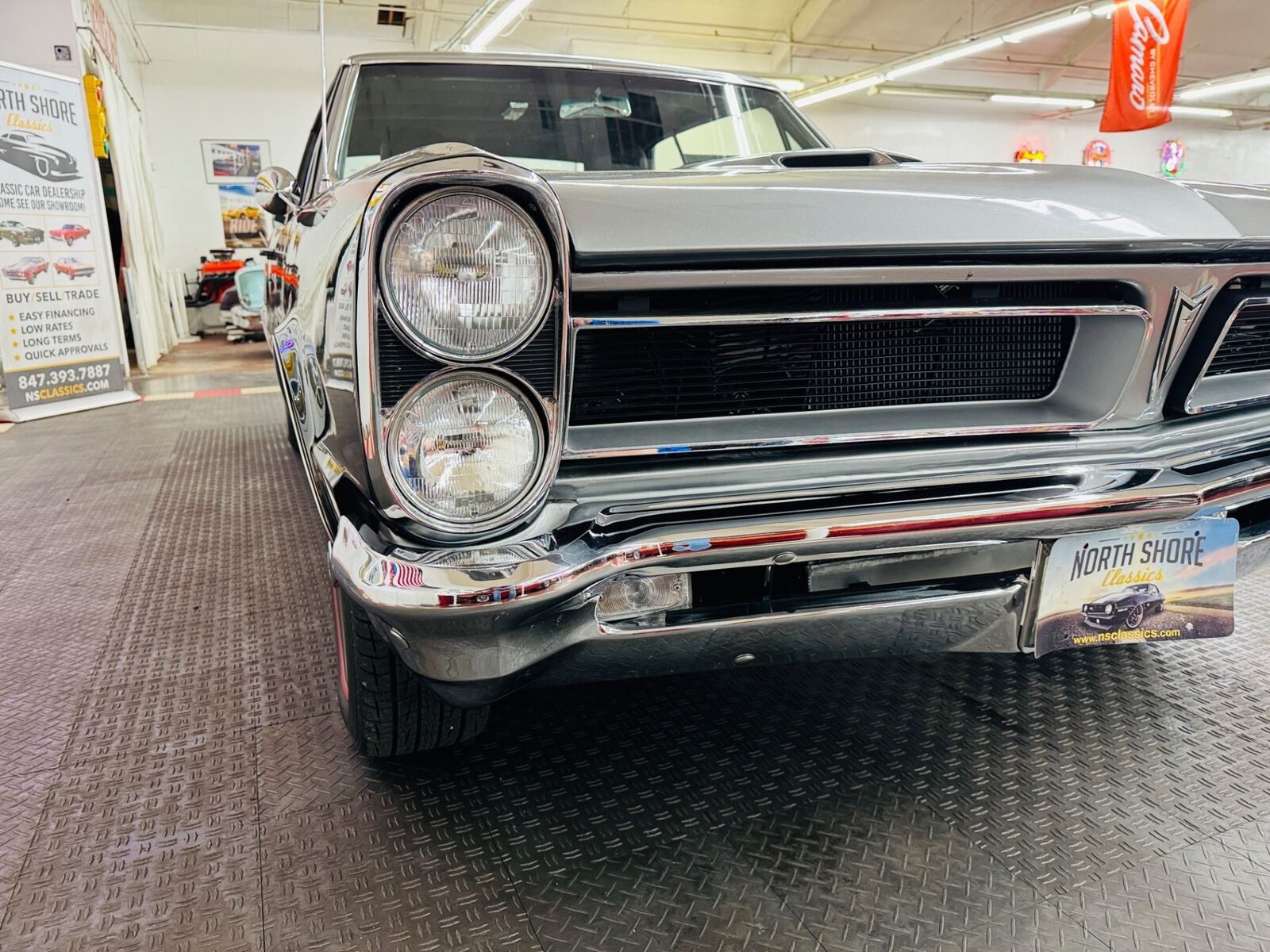 Pontiac-Le-Mans-1965-2-Door-7