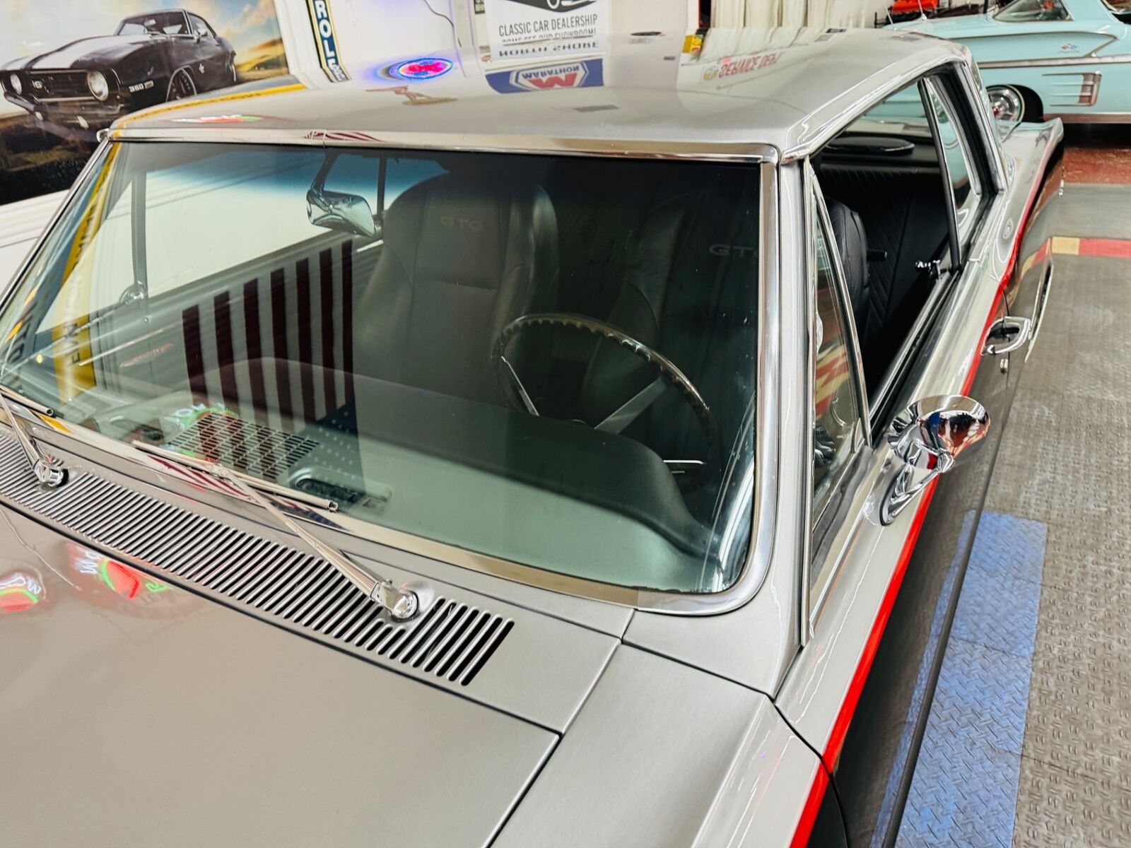 Pontiac-Le-Mans-1965-2-Door-9